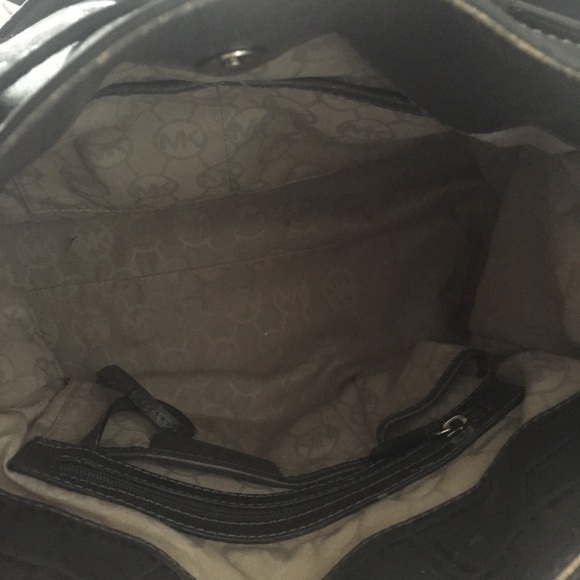 Michael Kors Crocodile Embossed Leather handbag - Picture 4 of 4